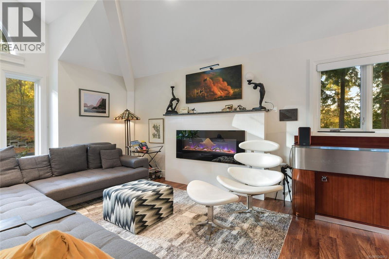 Image of home for listing MLS® 1042913
