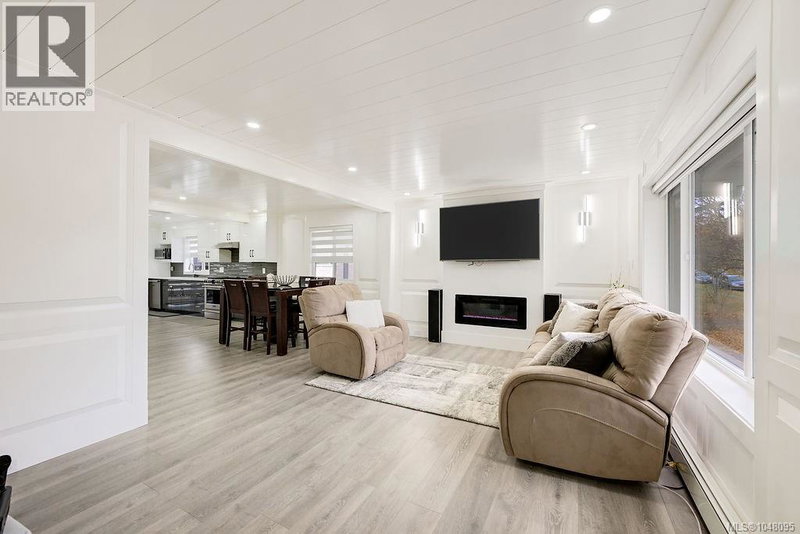 Image of home for listing MLS® 1048095