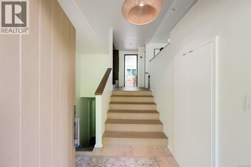 Image of home for listing MLS® 1048207