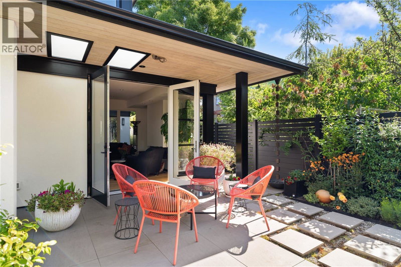 Image of home for listing MLS® 1048297