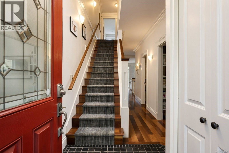 Image of home for listing MLS® 1049640