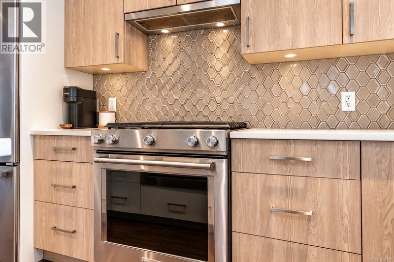 Image of home for listing MLS® 1051180