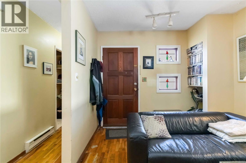 Image 3 of listing MLS® 1051997