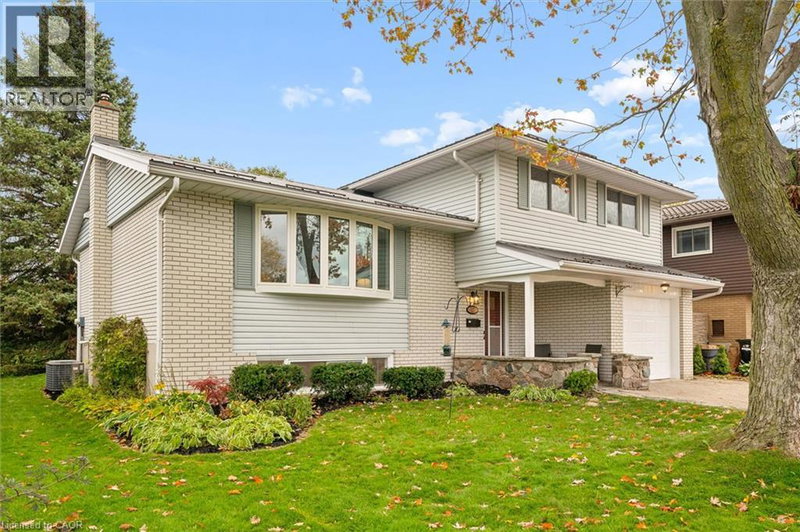 Image 1 of listing MLS® 40872122
