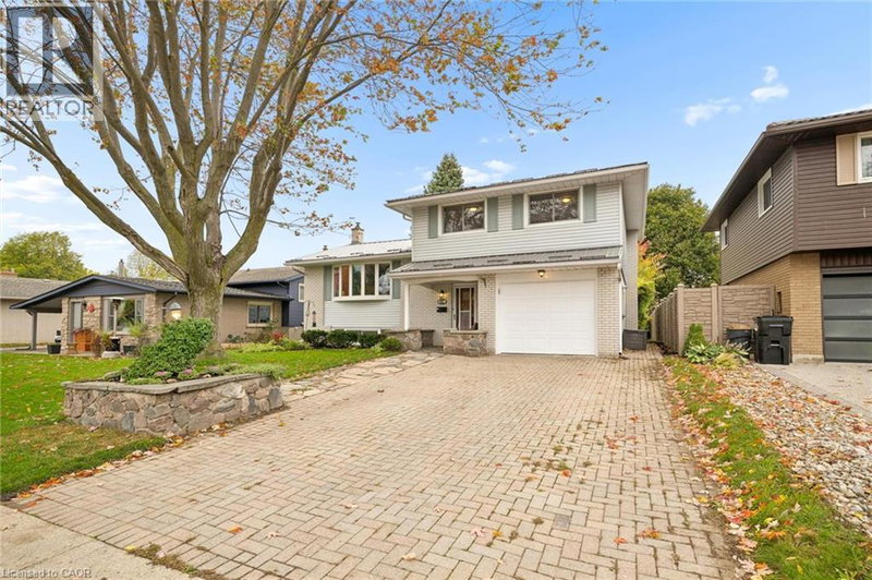Image 2 of listing MLS® 40872122