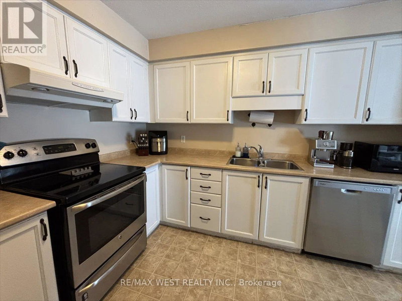 Image of home for listing MLS® X13670810