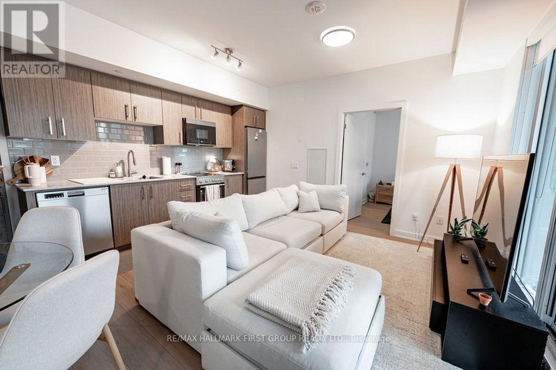 Image of home for listing MLS® X14033942