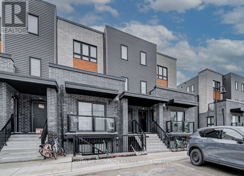 Image 2 of listing MLS® X14089564
