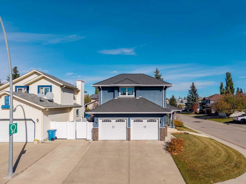 Image 3 of listing MLS® A2352248