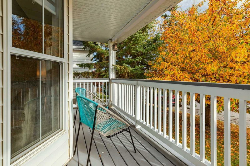 Image 2 of listing MLS® A2352551