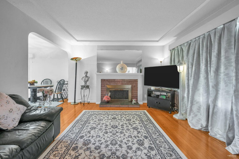 Image of home for listing MLS® R3077638