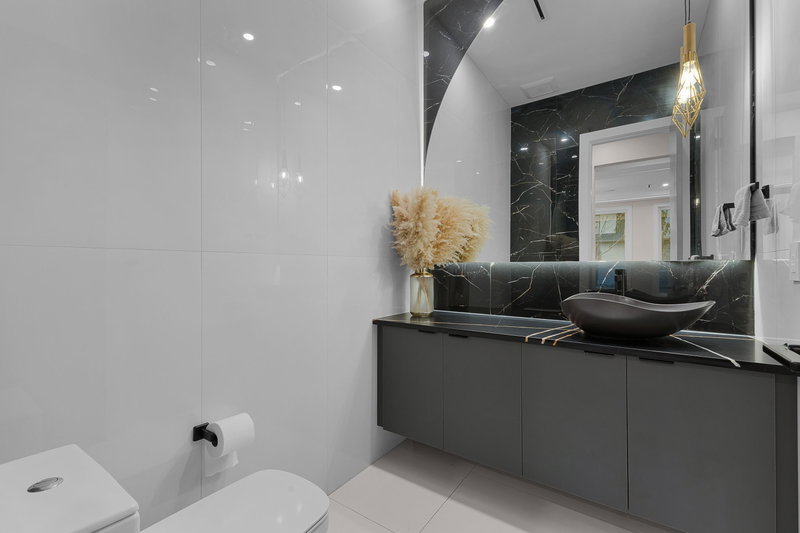 Image of home for listing MLS® R3102473