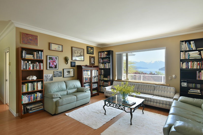 Image of home for listing MLS® R3112921
