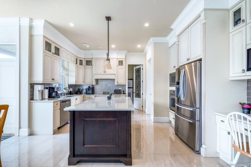 Image of home for listing MLS® R3113906