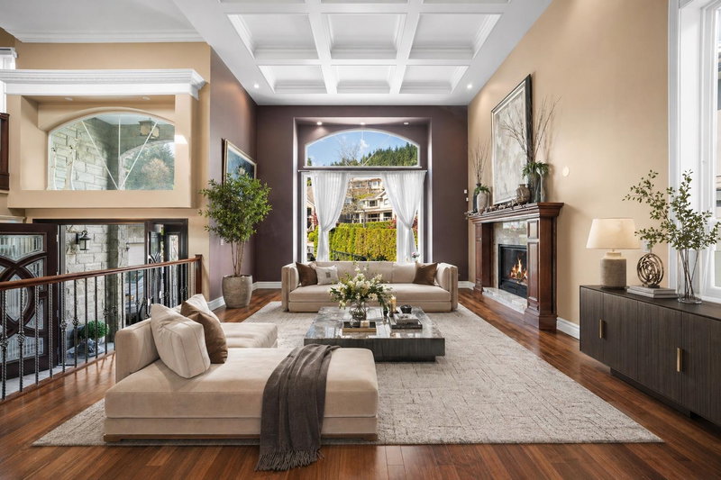 Image of home for listing MLS® R3116043