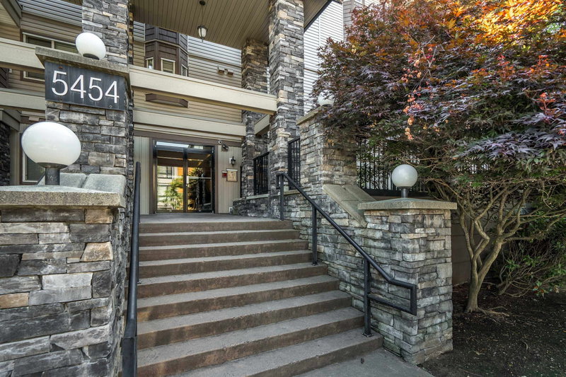 Image of home for listing MLS® R3116721