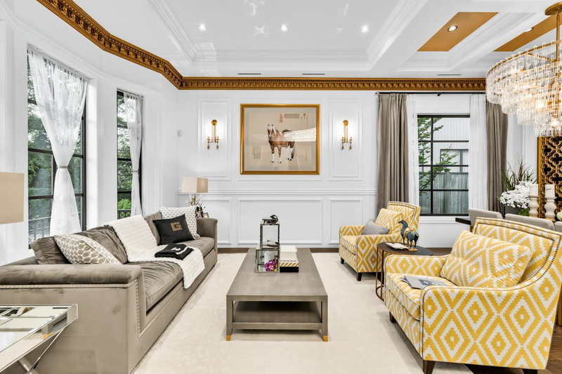 Image of home for listing MLS® R3116800