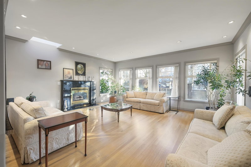 Image of home for listing MLS® R3117884