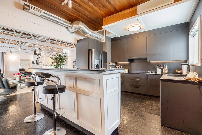 Image of home for listing MLS® R3118298