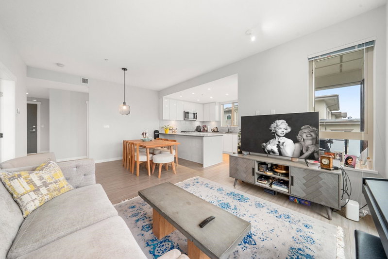 Image of home for listing MLS® R3120439