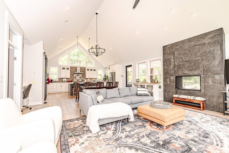 Image of home for listing MLS® R3120741
