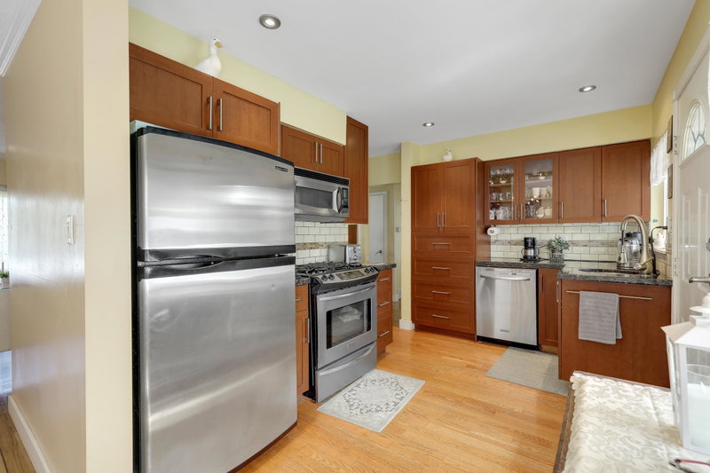 Image of home for listing MLS® R3121614