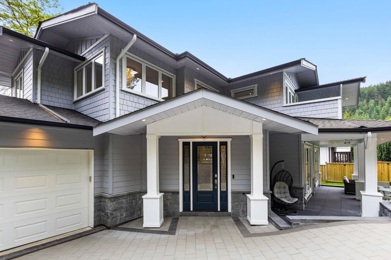 Image of home for listing MLS® R3125295