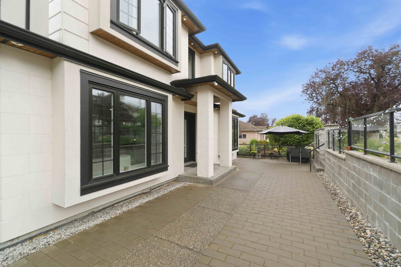 Image of home for listing MLS® R3133064