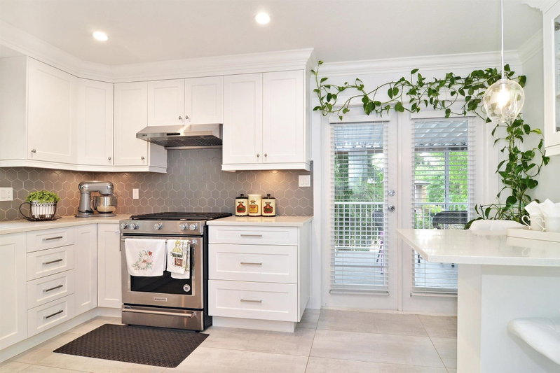 Image of home for listing MLS® R3135045