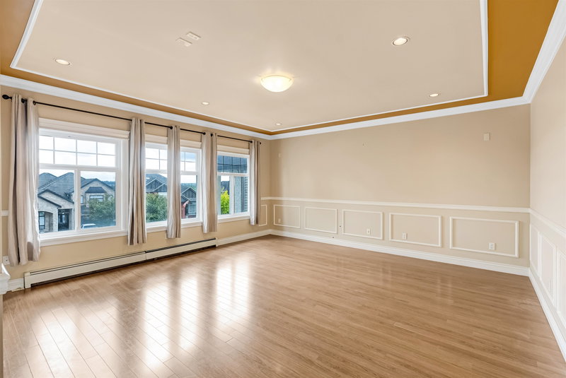 Image of home for listing MLS® R3135207