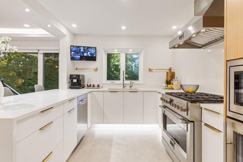 Image of home for listing MLS® R3136043