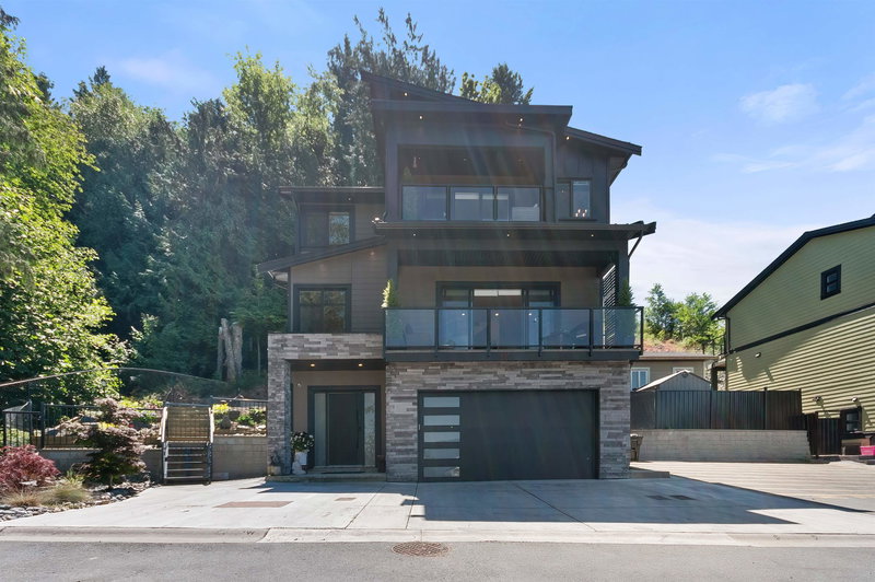 Image of home for listing MLS® R3138225