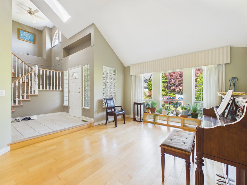 Image of home for listing MLS® R3139684