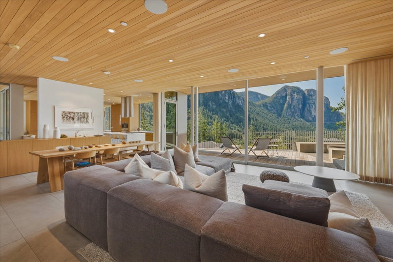 Image of home for listing MLS® R3150369