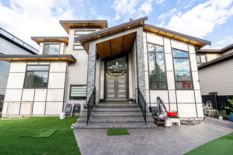 Image of home for listing MLS® R3157653