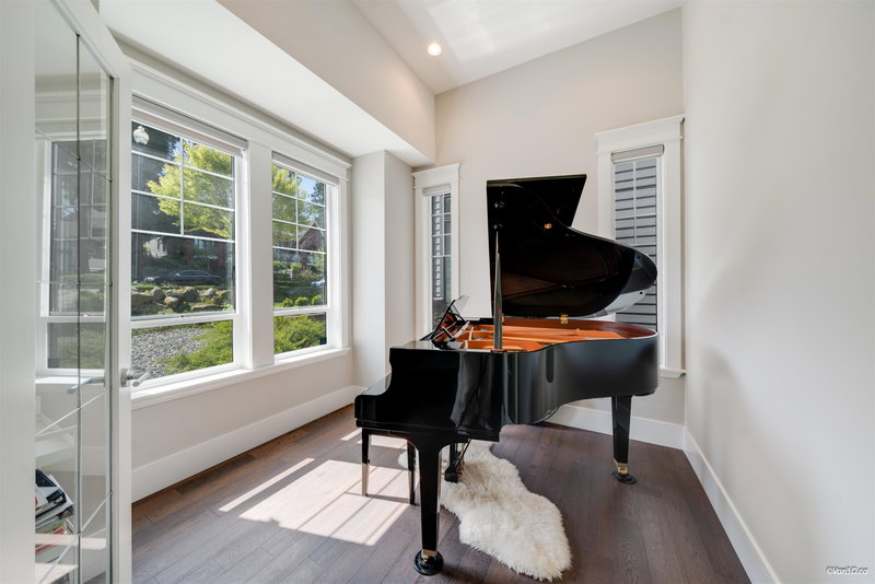 Image of home for listing MLS® R3170263