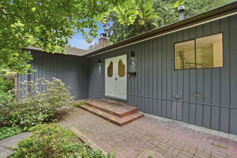 Image of home for listing MLS® R3171157