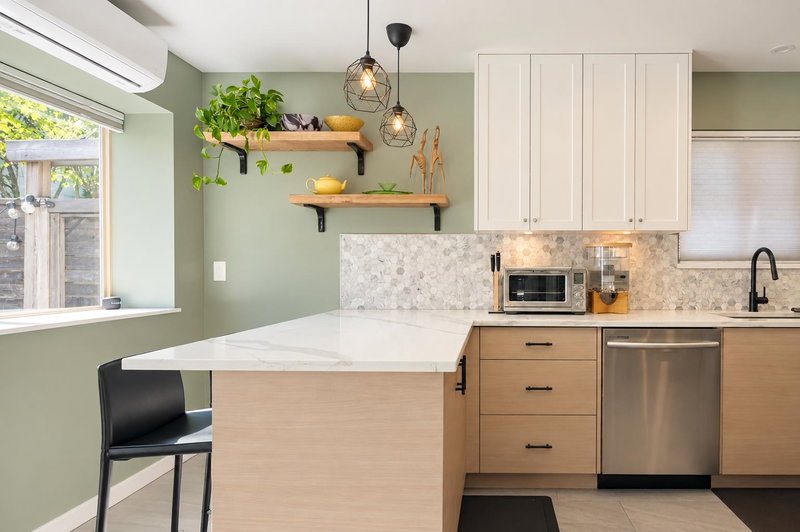 Image of home for listing MLS® R3173094
