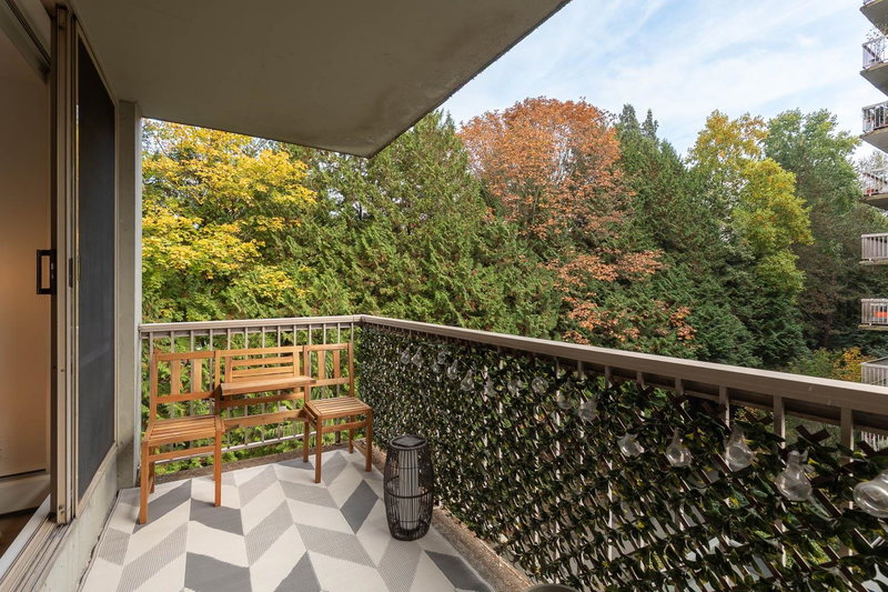 Image 2 of listing MLS® R3173330
