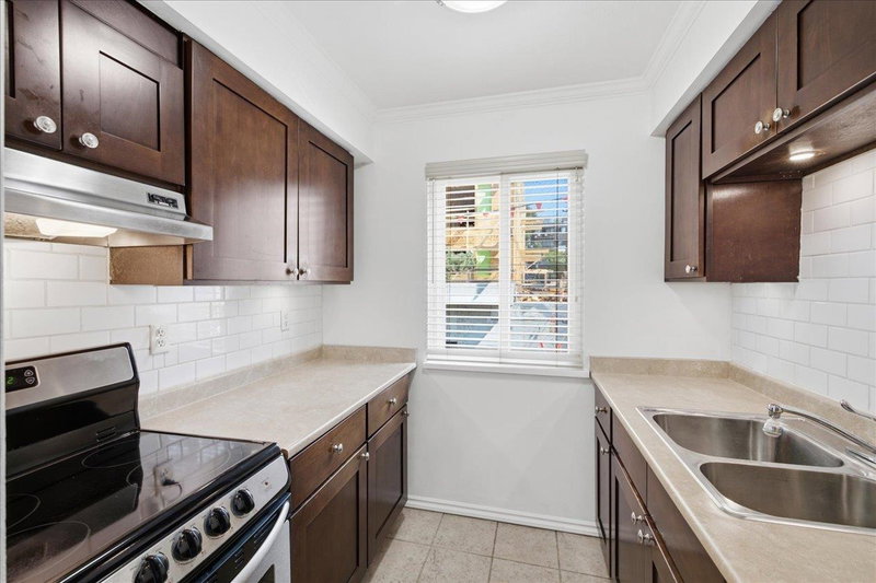 Image 3 of listing MLS® R3174440
