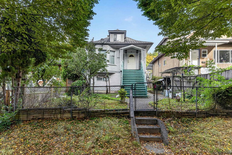 Image 1 of listing MLS® R3174513