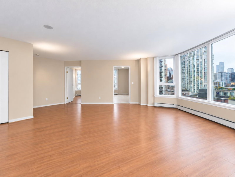 Image 1 of listing MLS® R3174522