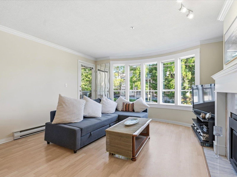 Image 3 of listing MLS® R3174603