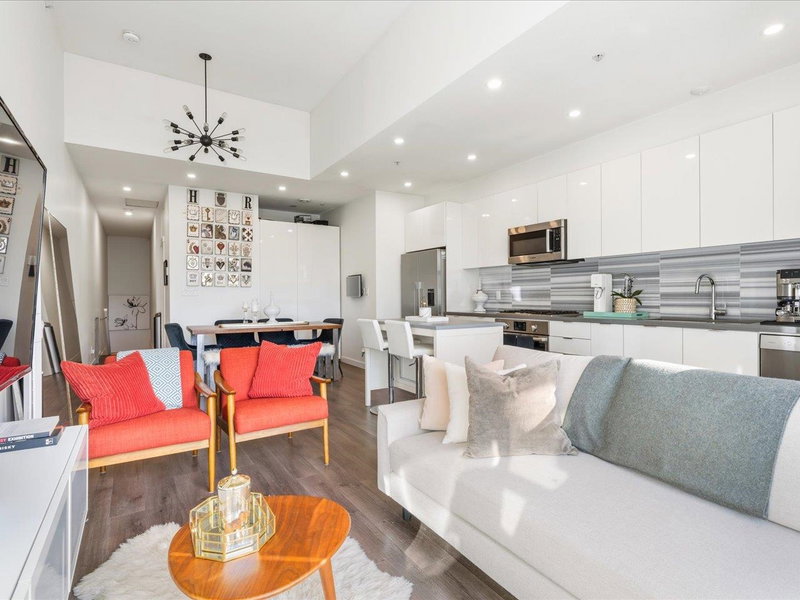 Image 3 of listing MLS® R3174608