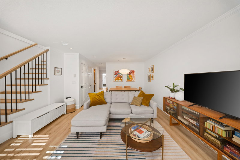 Image 1 of listing MLS® R3174633
