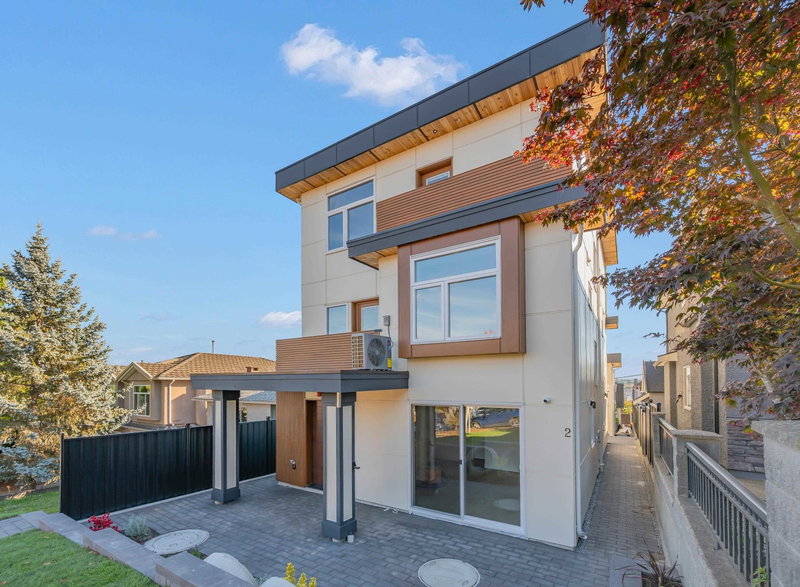 Image 2 of listing MLS® R3175133