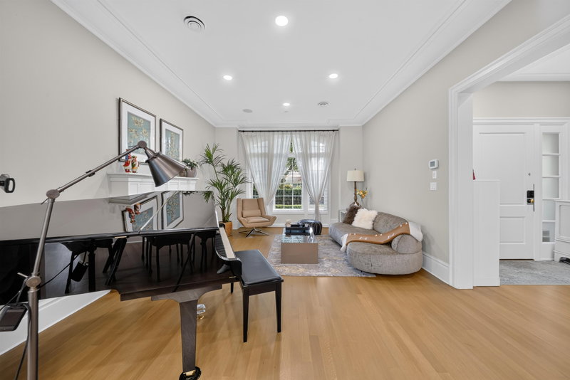 Image of home for listing MLS® R3176640