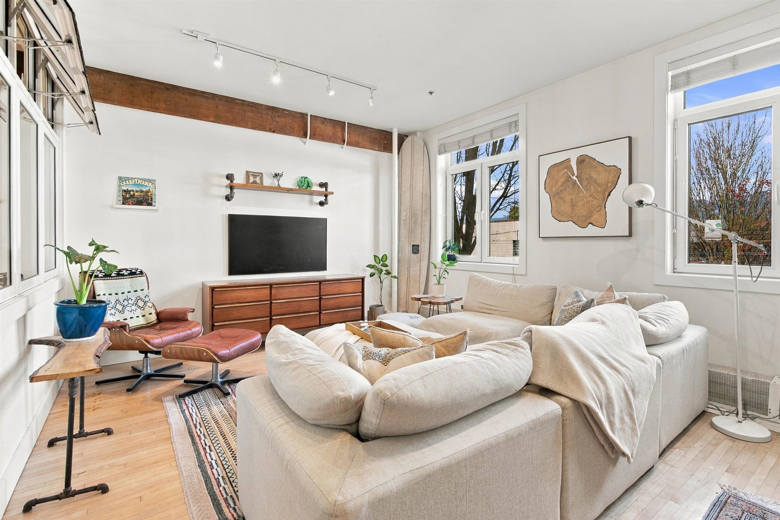 Image of home for listing MLS® R3178606