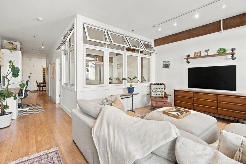 Image of home for listing MLS® R3178606