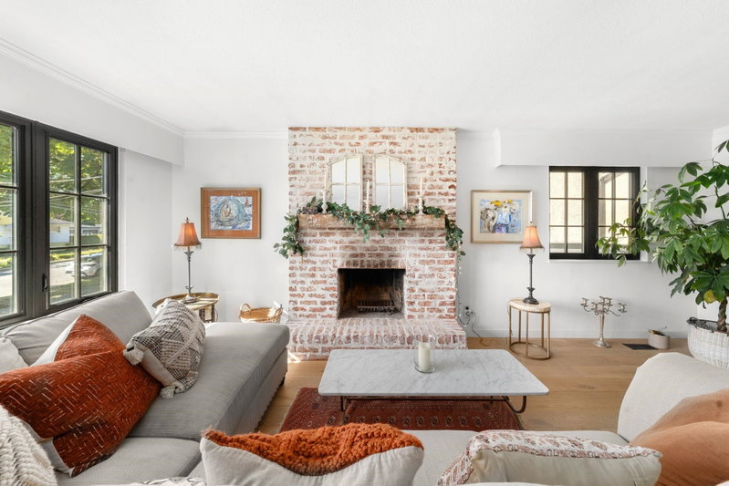 Image of home for listing MLS® R3179207